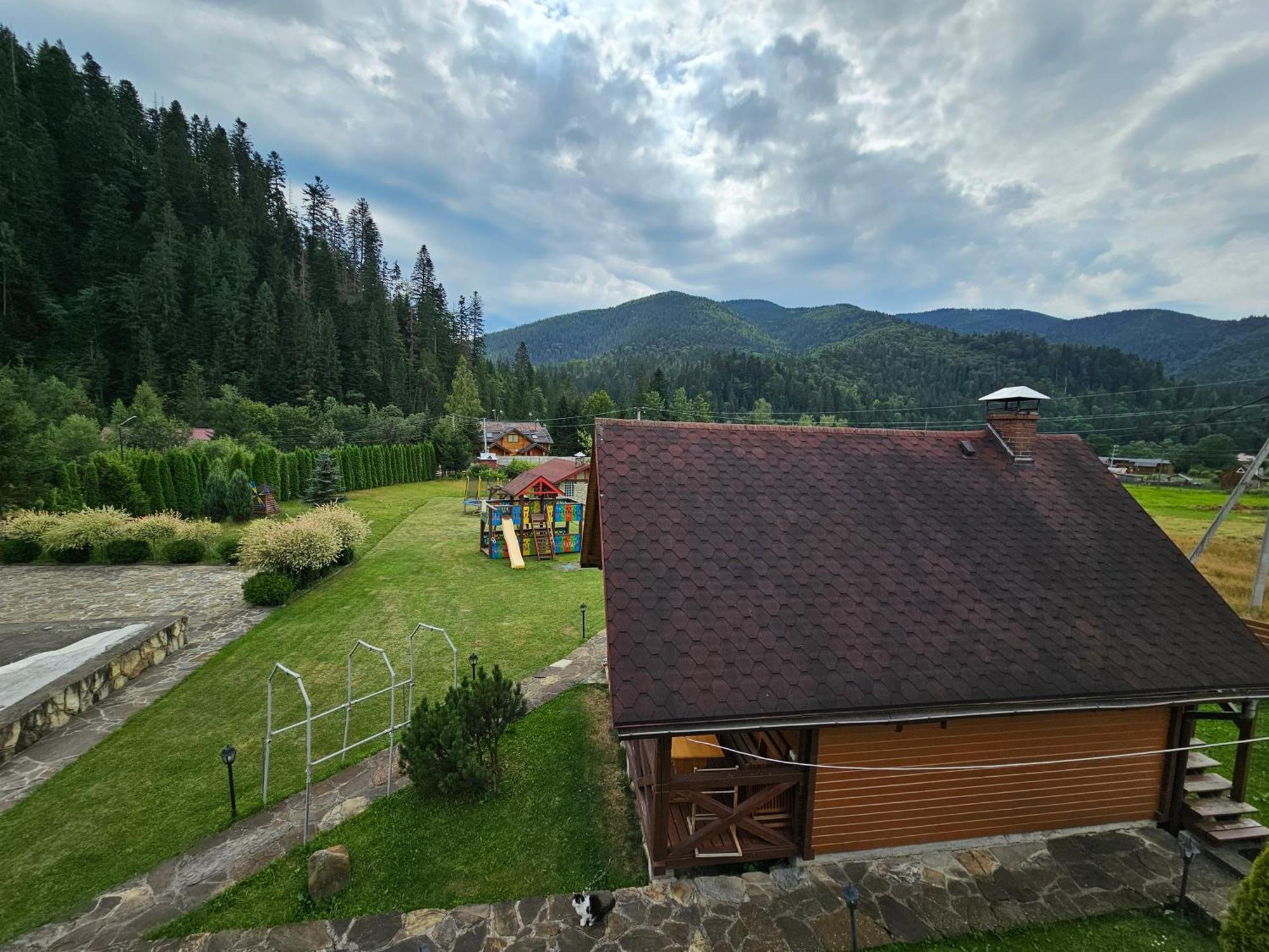 Guesthouse Kolo Druziv 塔塔里夫 外观 照片