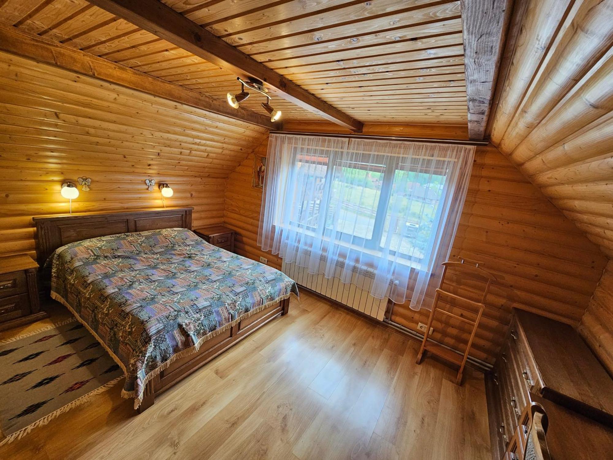 Guesthouse Kolo Druziv 塔塔里夫 外观 照片