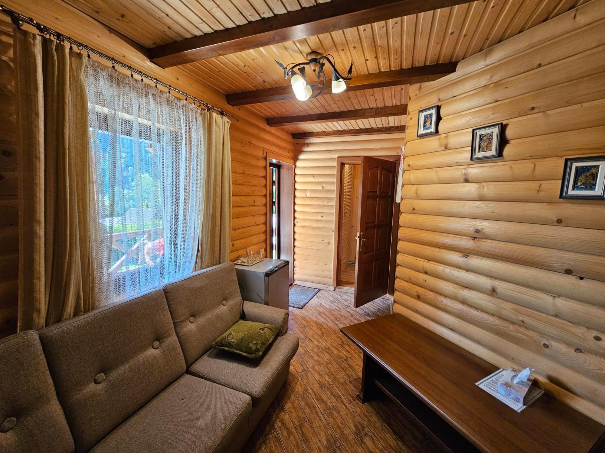 Guesthouse Kolo Druziv 塔塔里夫 外观 照片