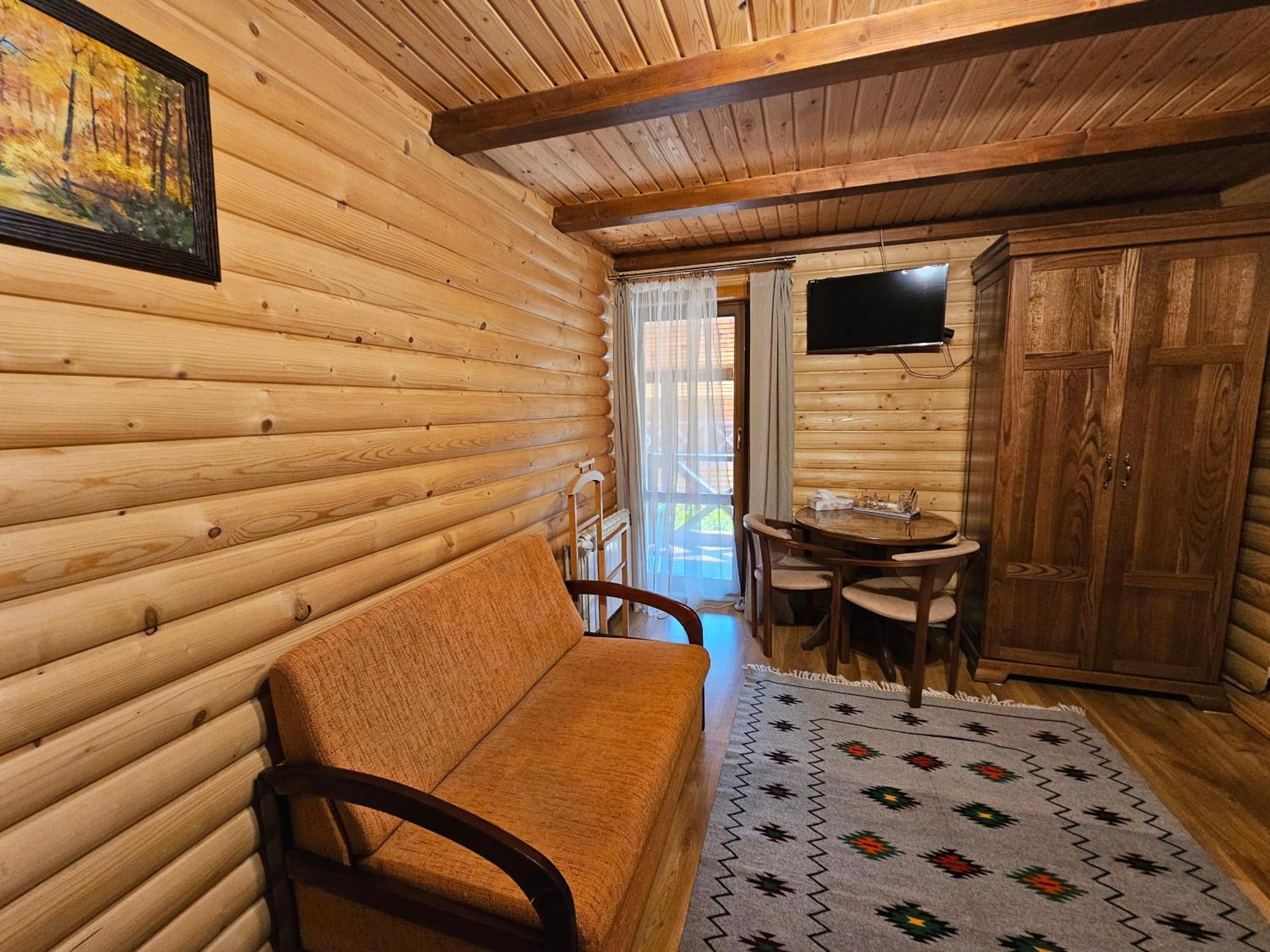 Guesthouse Kolo Druziv 塔塔里夫 外观 照片