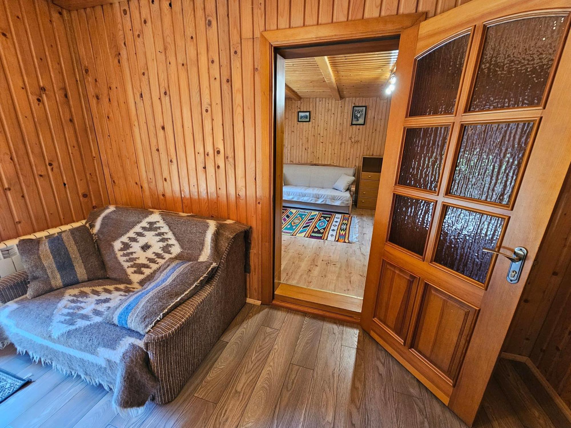 Guesthouse Kolo Druziv 塔塔里夫 外观 照片