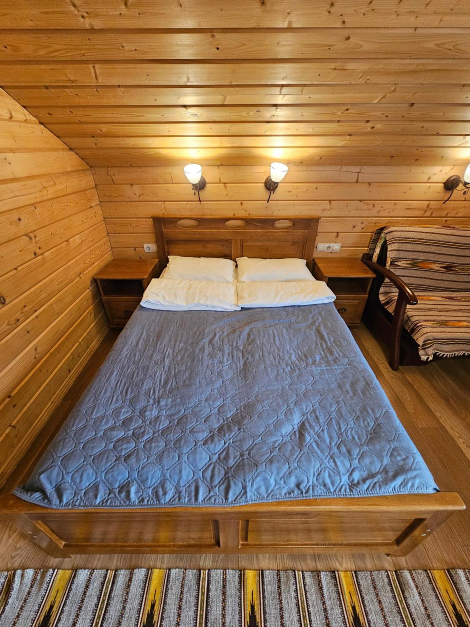 Guesthouse Kolo Druziv 塔塔里夫 外观 照片