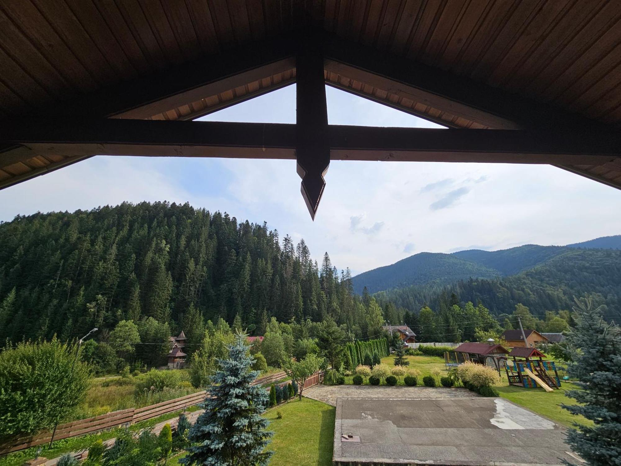 Guesthouse Kolo Druziv 塔塔里夫 外观 照片